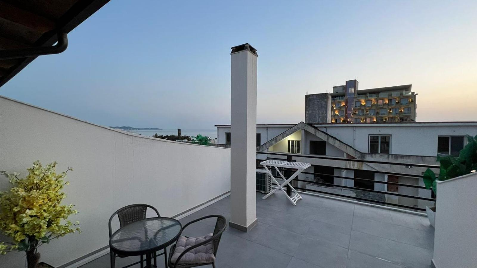 Sea View Apartments โกเลม ภายนอก รูปภาพ