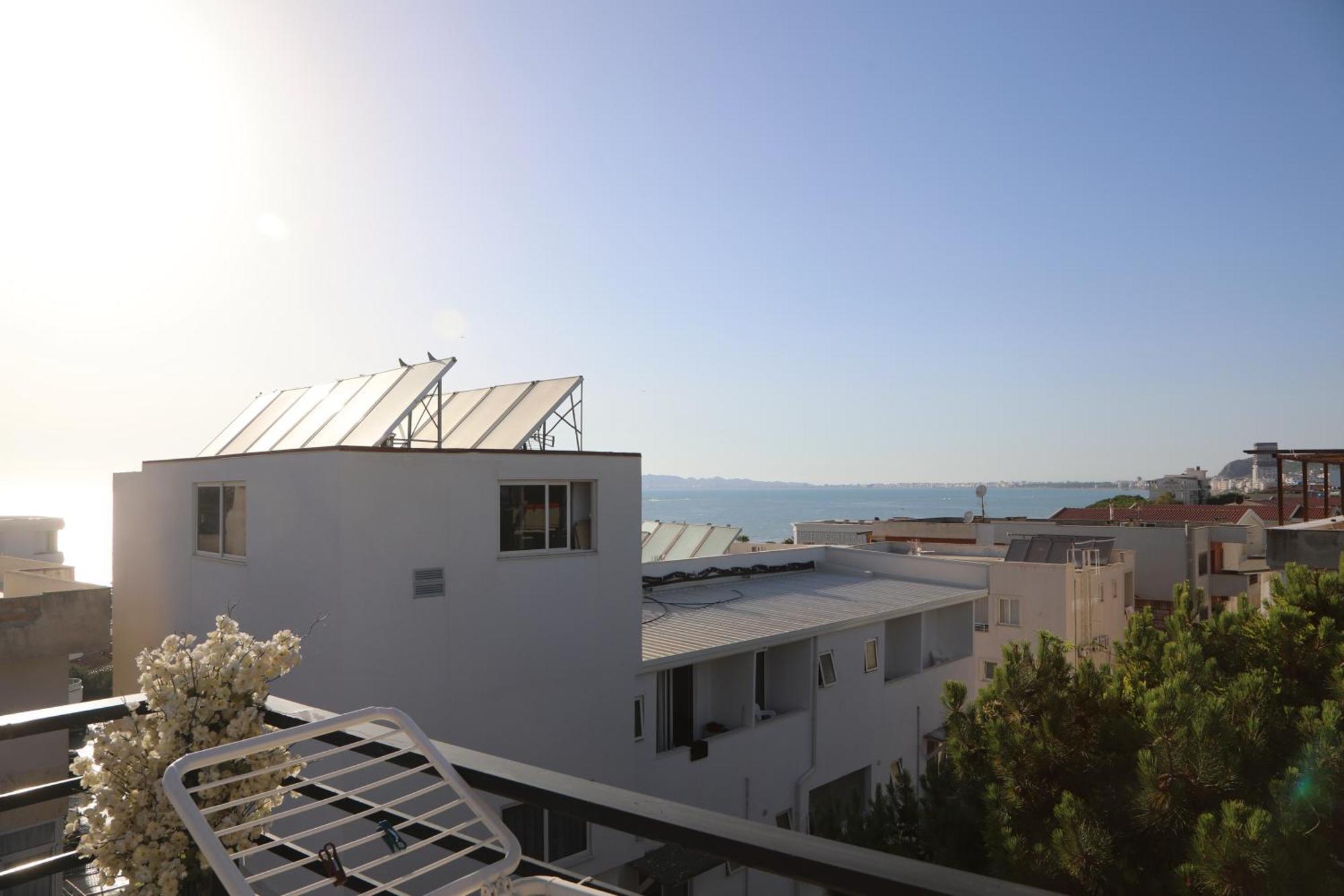 Sea View Apartments โกเลม ภายนอก รูปภาพ